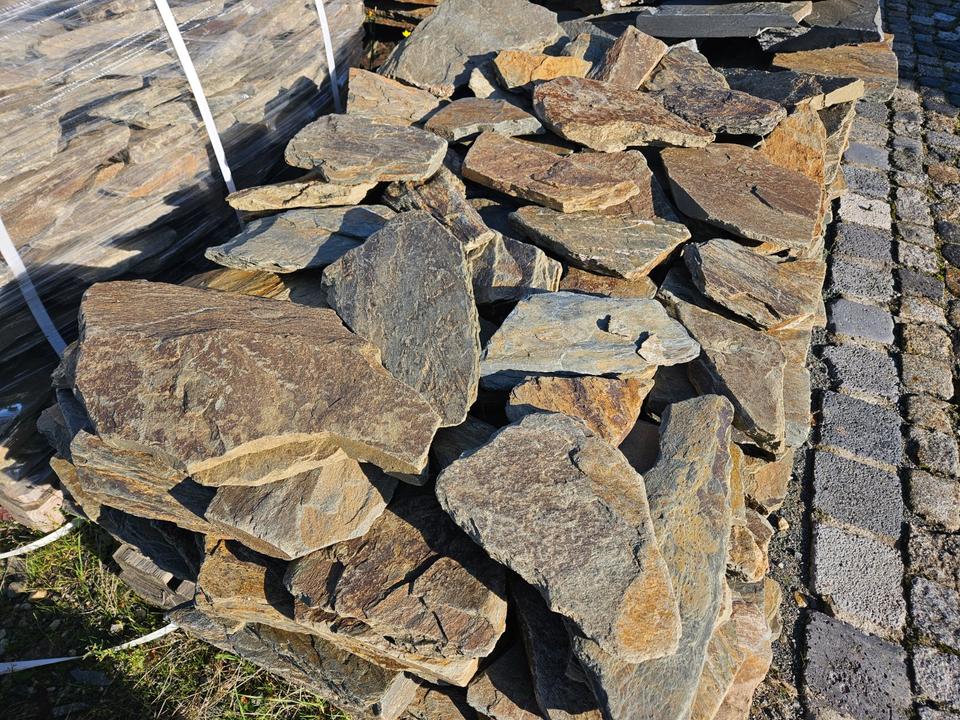 schieferplatten-polygonal-braun-schwarz Schieferplatten Polygonal braun schwarz