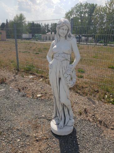 Erotische Frauenstatue für den Garten Dekoartikel Betonfigur Naturstein Centrum LPM Krostitz bei Leipzig