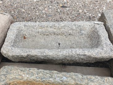 Pflanzschale aus Granit