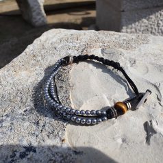 Armband bestehend aus Hämatit Halbedelsteinen und Tiger Auge