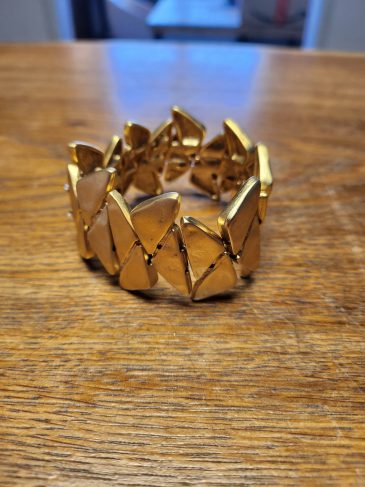 Handgefertigtes Armband Modeschmuck golden Dreiecke