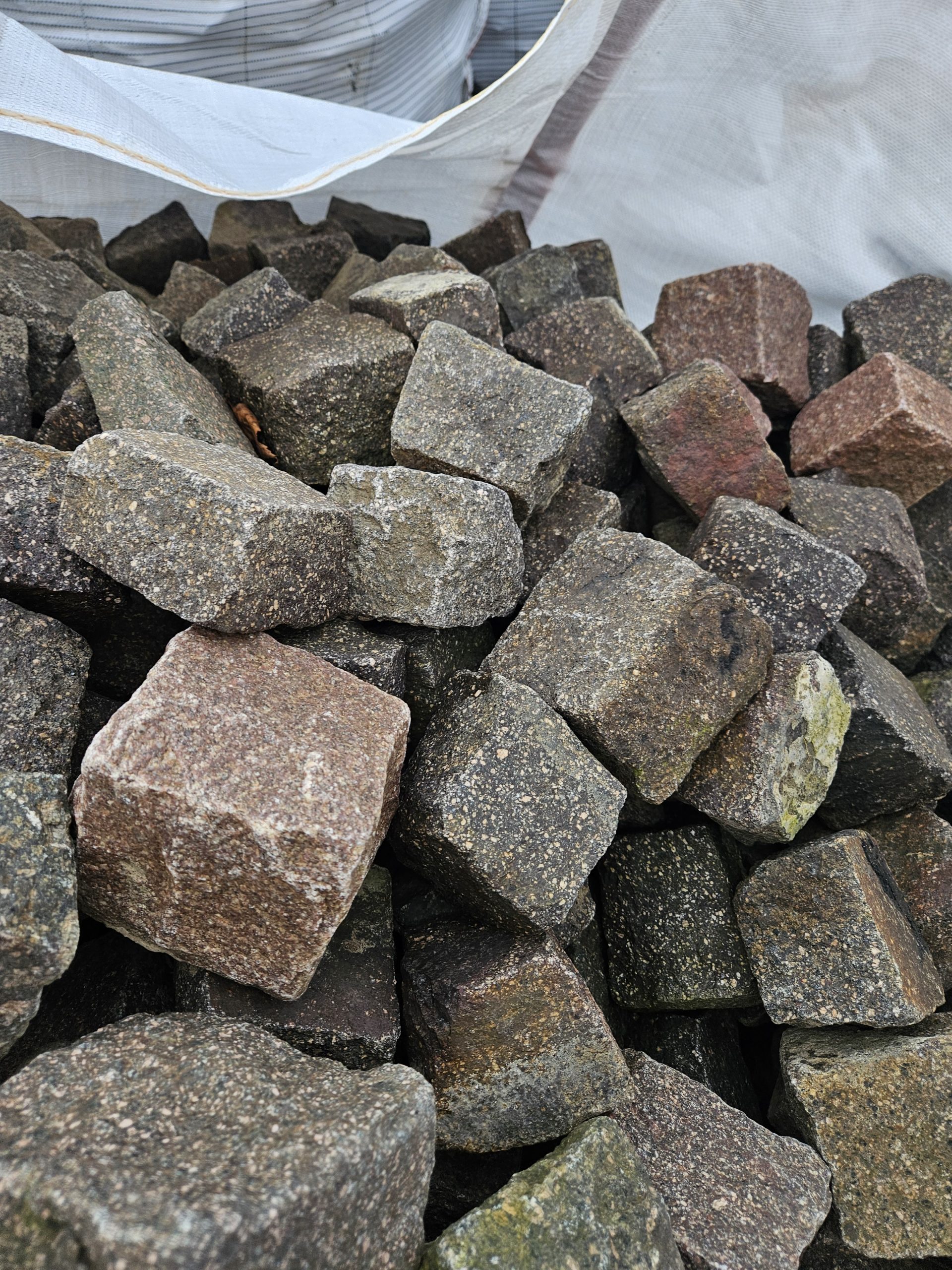 granit-porphyr-pflastersteine-gebraucht Granit Porphyr Natursteinpflaster gebraucht