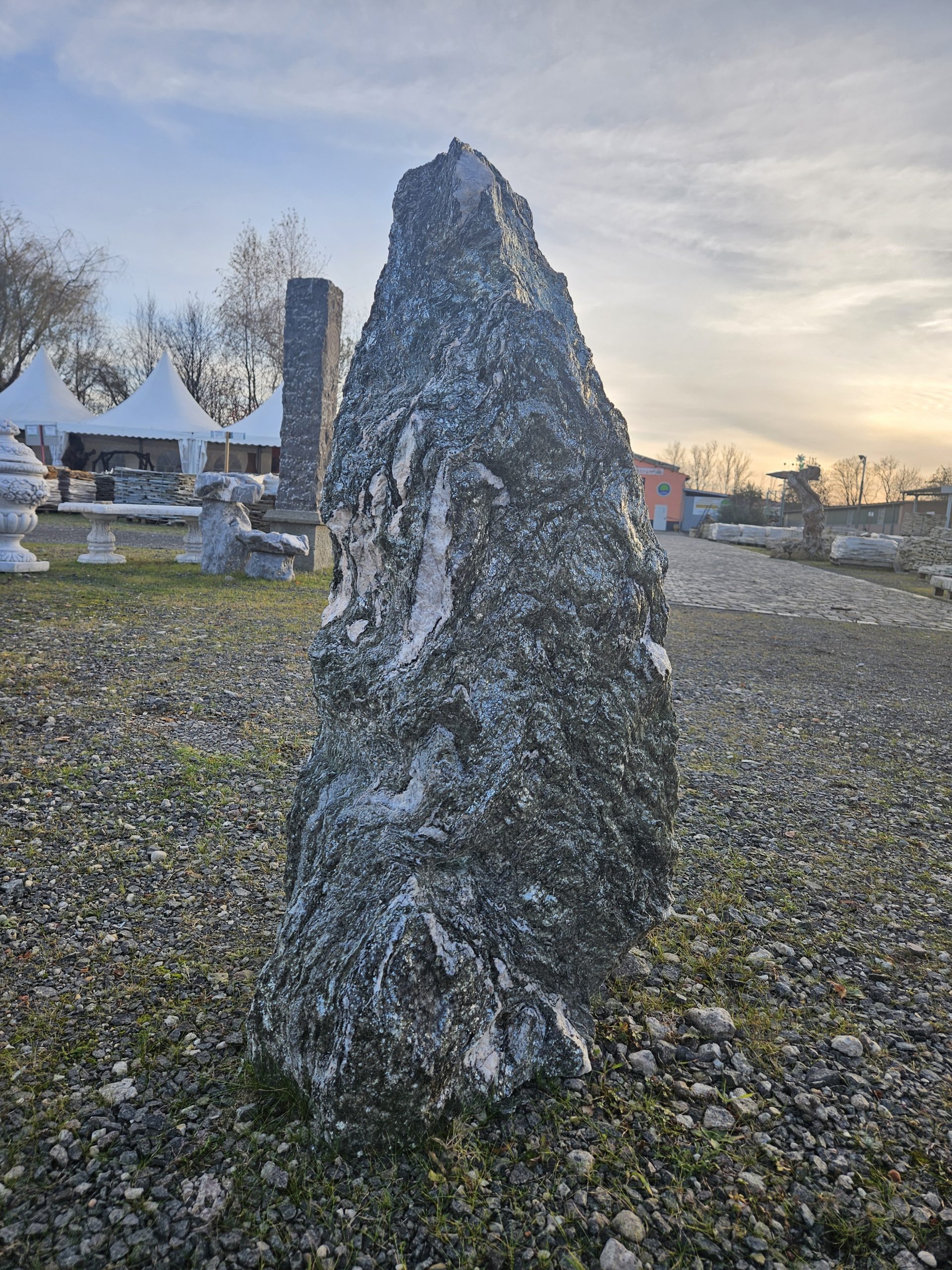 monolith-grün-glimmer-rose Monolith grün rose glimmer