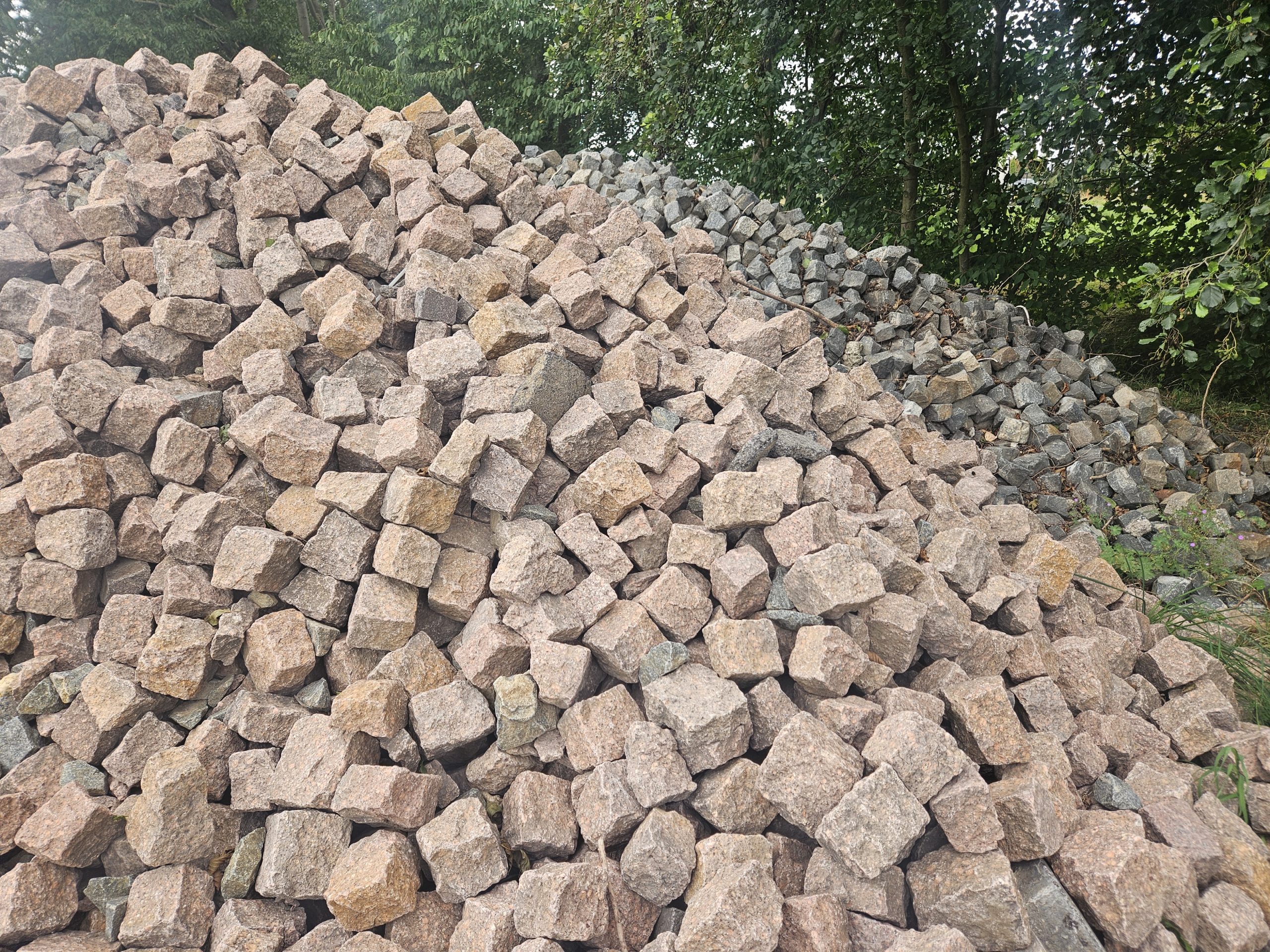 dornreichenbach-porphyr-pflaster Natursteinpflaster Dornreichenbach rötlich braun